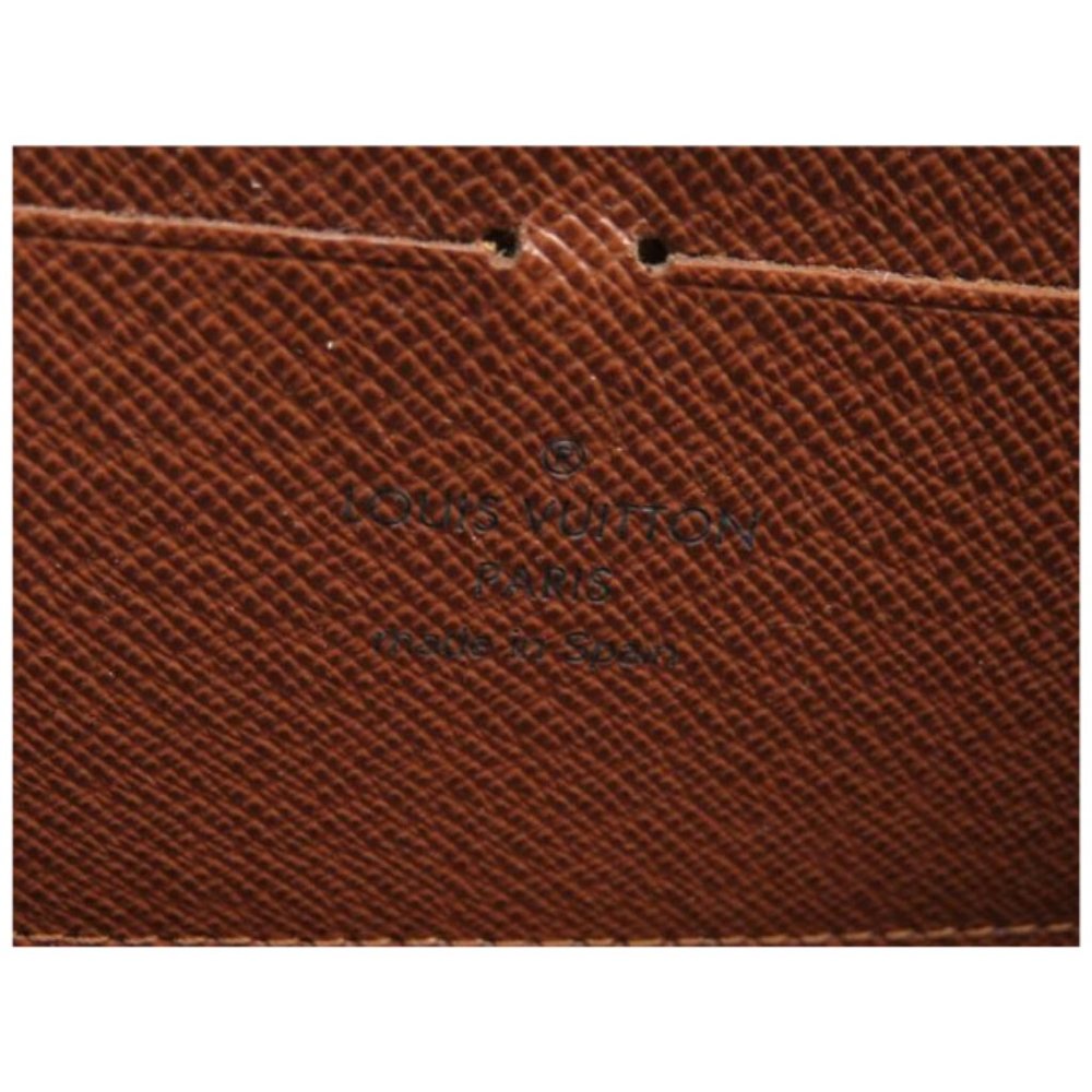 100% AUTH LOUIS VUITTON MONOGRAM ZIPPY WALLET - Picture 8 of 15